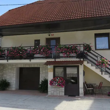 D-D Apartment Bovec Exterior photo